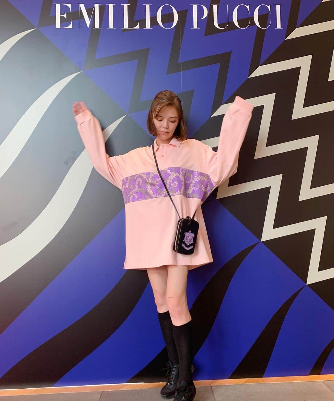 のインスタグラム：「@emiliopucci と @koche のコラボは今の季節にぴったりのオシャレです！まじで夢のコラボですー🥺 渋谷のパルコで 10/14 までPOP-UP SHOP やってるから、是非見に行ってねー💜  #emiliopucci #kochepucci @emiliopucci #tokyo @parco_shibuya_official #parcoshibuya」