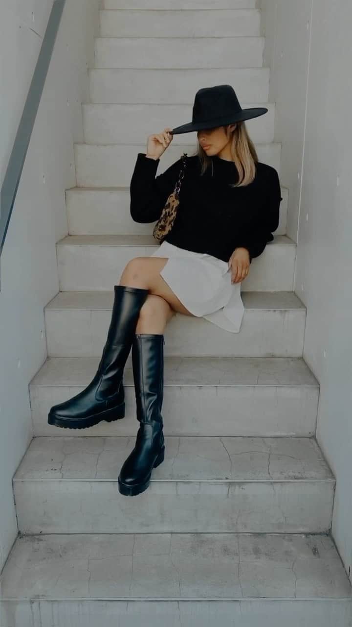 島野ミキのインスタグラム：「・ ・ @clena.official  本日発売のブーツの新作✨✨ 可愛すぎて私getした😍💕💕 ・ ・ #CLENA #ファッション#fashion#allblack#ブラックコーデ #AW#秋服#オシャレ#オシャレな人と繋がりたい#コーデ#ootd#coordinate#ブーツコーデ#CLENAアンバサダー」