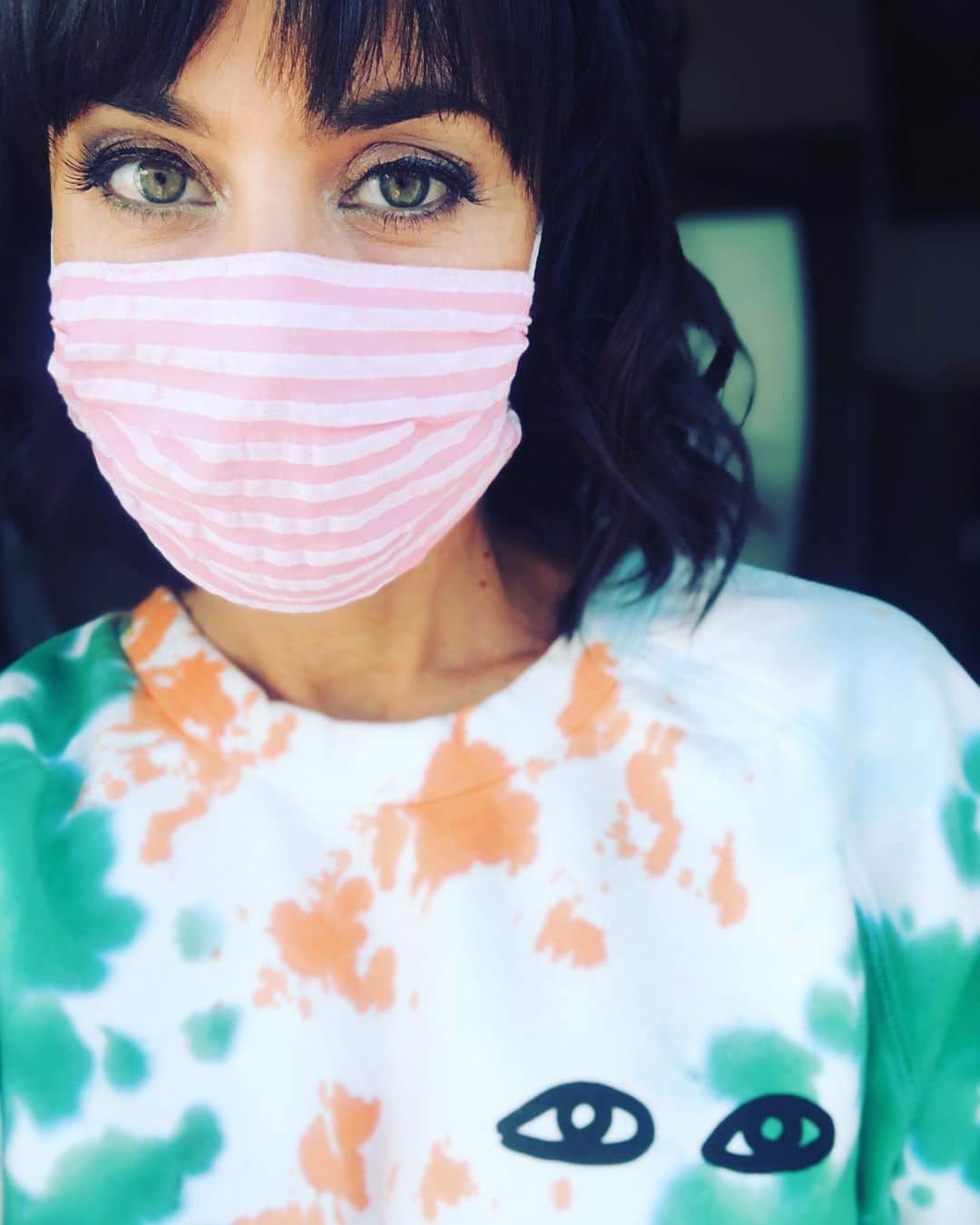 コンスタンス・ジマーのインスタグラム：「All eyes on deck. #tgif #workingfortheweekend」