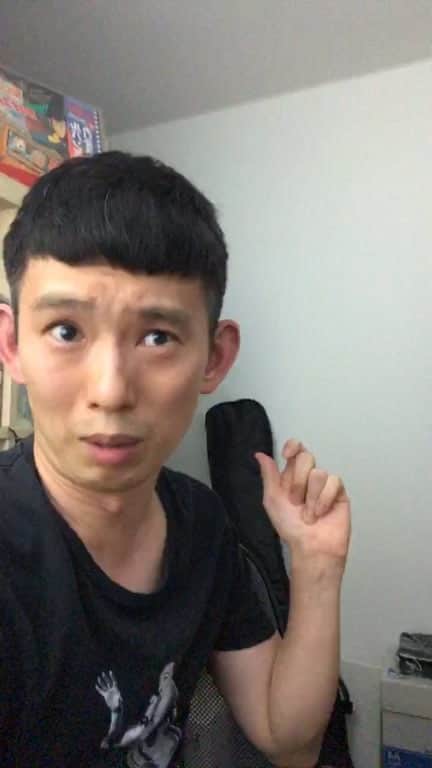 芦沢統人のインスタグラム：「前半フリートーク。 後半にお題もらって、ひとり芝居してます。」