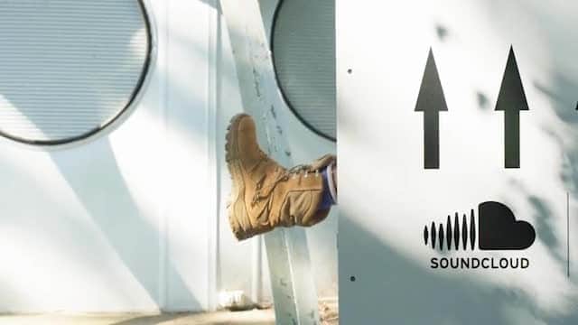 サウンドクラウドのインスタグラム：「It's here.⁠ ⁠ @soundcloud x @grvty⁠ ⁠ Cop at the link in bio.⁠ ⁠ #scdrops⁠ ⁠ Video @GRVTY⁠ Featuring @nappynappa⁠ Sounds @arimaederra + @fromthecosmos⁠ SFX @danielmangosing⁠ Production Assistant @care.of」