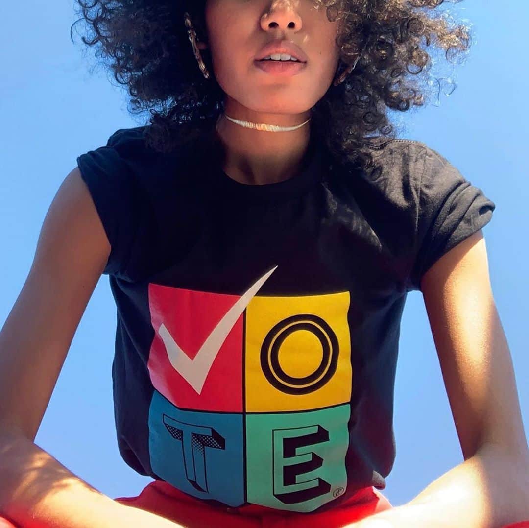 プラバルグルンさんのインスタグラム写真 - (プラバルグルンInstagram)「VOTE!!!  Her VOTE t-shirt is available now on PrabalGurung.com, 15% of the price is donated to @whenweallvote.   #Repost @ayumipat ・・・ swipe for johnny’s v important message!! ・ thank you @prabalgurung for this awesome #vote tee :) such a great partnership with @whenweallvote❣️ ・ remember, your vote is your voice and we need to hear yours!」10月3日 1時28分 - prabalgurung