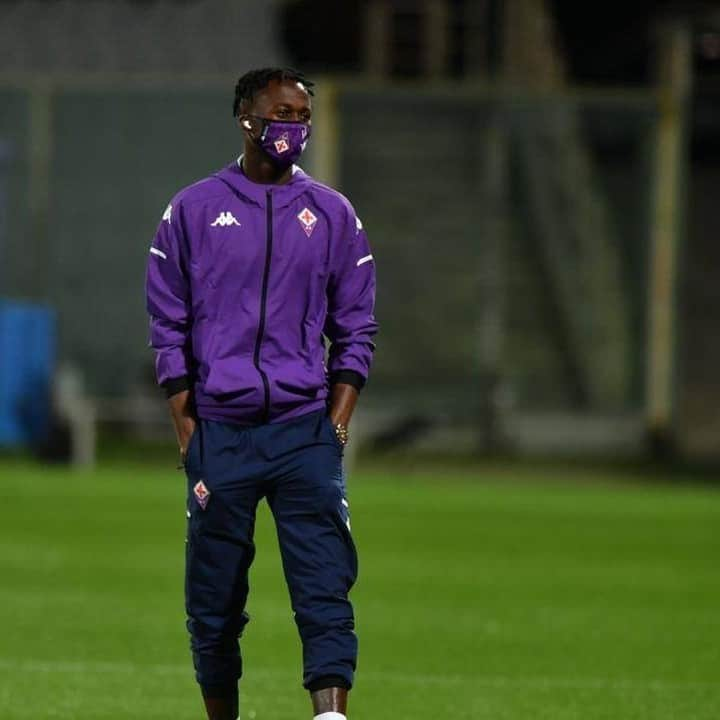 ACFフィオレンティーナさんのインスタグラム写真 - (ACFフィオレンティーナInstagram)「FOCUS 👊   Pitch inspection: come on Viola ⚜️  #ForzaViola 💜 #Fiorentina #FiorentinaSampdoria #ACFFiorentina #Kouame #Vlahovic」10月3日 2時55分 - acffiorentina