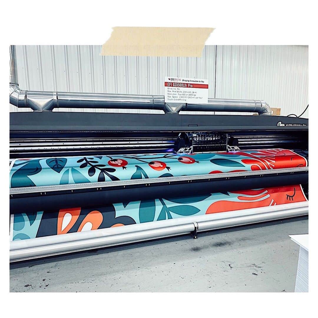 Dinara Mirtalipovaのインスタグラム：「The day has come and the mural I have been designing since February of this year for the new residential building on Detroit Ave and Church Street @livechurchandstate is finally being printed! After rounds of meetings with the city of Cleveland, presenting the designs and proposing the visuals, this two-story high mural has been approved. The installation is scheduled for early next week and I’m keeping my fingers crossed there aren’t going to be any hiccups.  #mirdinaraxchurchstate」