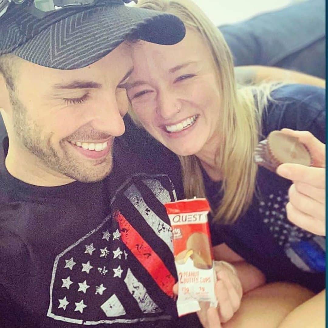 questnutritionさんのインスタグラム写真 - (questnutritionInstagram)「Happy #WorldSmileDay! 😊😃😀 Smiles are the best...especially yours. Thank you so much to the #QuestSquad & everyone who celebrated the new Peanut Butter Cup launch with us! 🙏 We’re so grateful to have the best fans ever. Don’t forget to share your smile today. 💙 #onaquest #questnutrition #fancrushfriday #fcf」10月3日 3時14分 - questnutrition