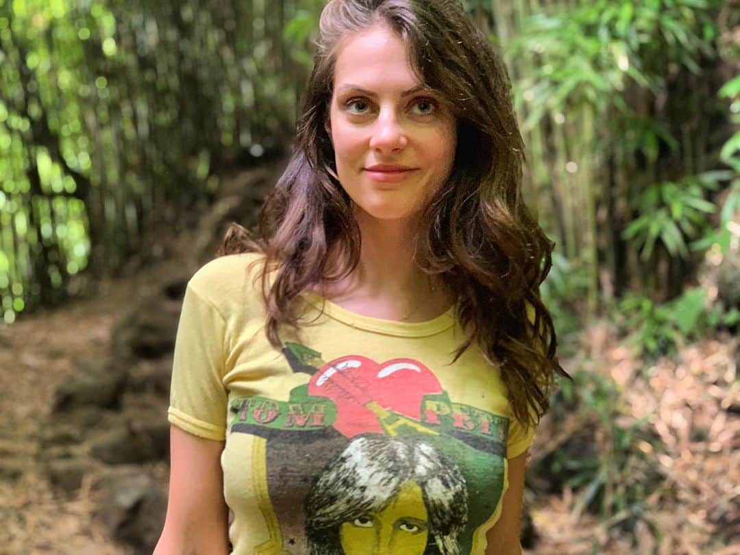 ジュリア・ボスのインスタグラム：「Still the greatest... @tompettyofficial ❤️」
