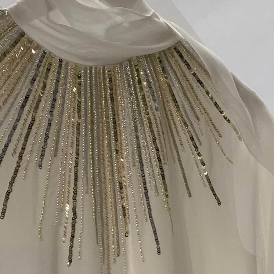 ホルストンのインスタグラム：「A sneak peek at the #Halston S/S 2021 collection – stay tuned for more. ⁠」