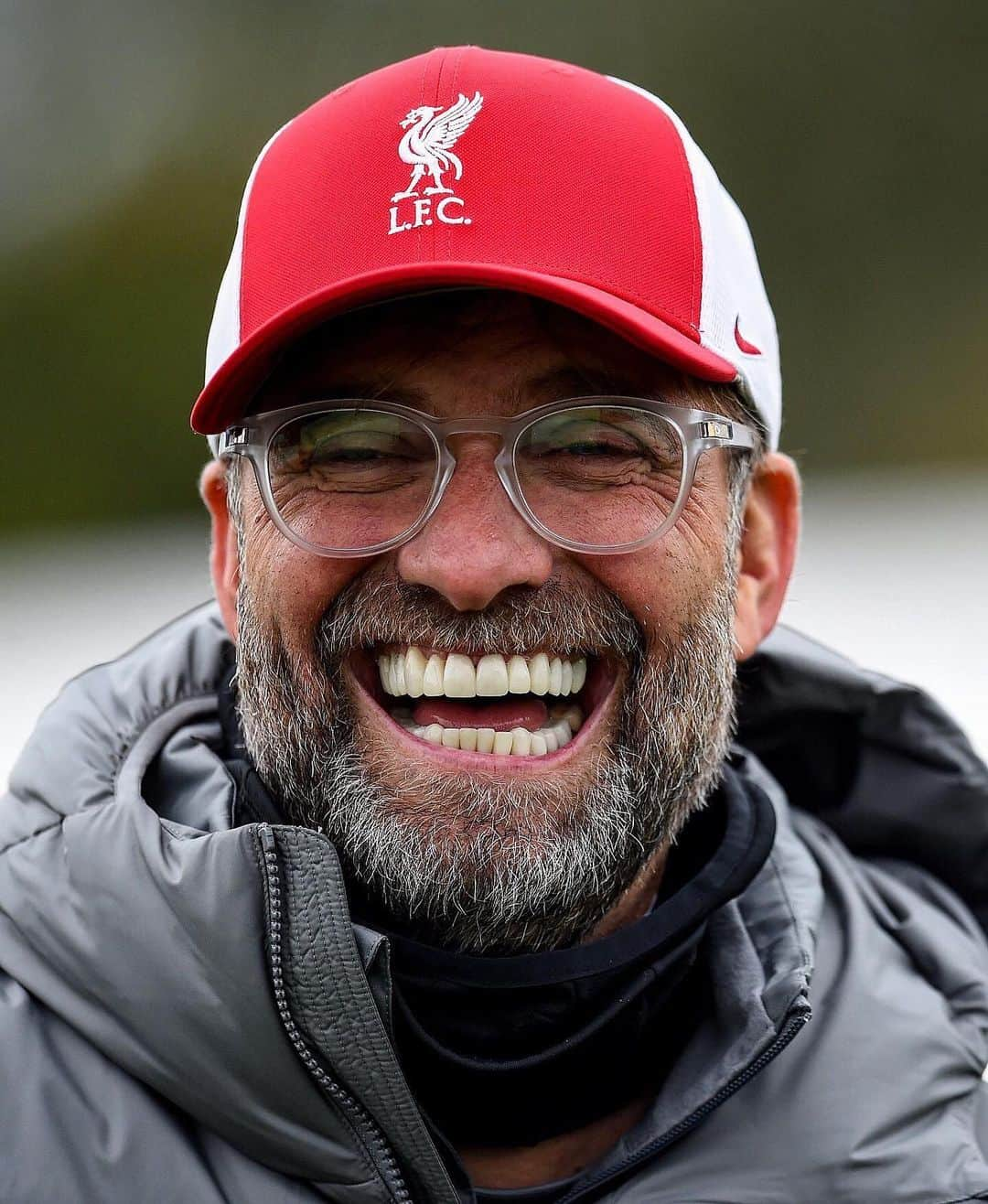 リヴァプールFCさんのインスタグラム写真 - (リヴァプールFCInstagram)「Friday smiles 😁😁😁 #LFC #LiverpoolFC #Melwood #Training」10月3日 5時09分 - liverpoolfc