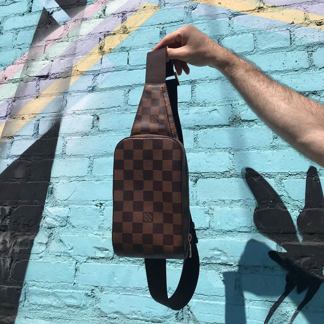 のインスタグラム：「New inventory from Japan!  Over 30 LV Damier Bags will be available  Pasadena Location this weekend !   Louis Vuitton Damier Ebene Sling Bag $979 Cylinder Bag $979 Backpack $1599  Also available online or at our Pasadena Location !  #louisvuitton #luxury #lv #damiergraphite #louisvuittonbag #louisvuittondamier #secondhand #louisvuittonvintage #keepall #louisvuittonkeepall #louisvuittonbostonbag #louisvuittonmini #louisvuittontote #resell #louisvuittonvintagebags」