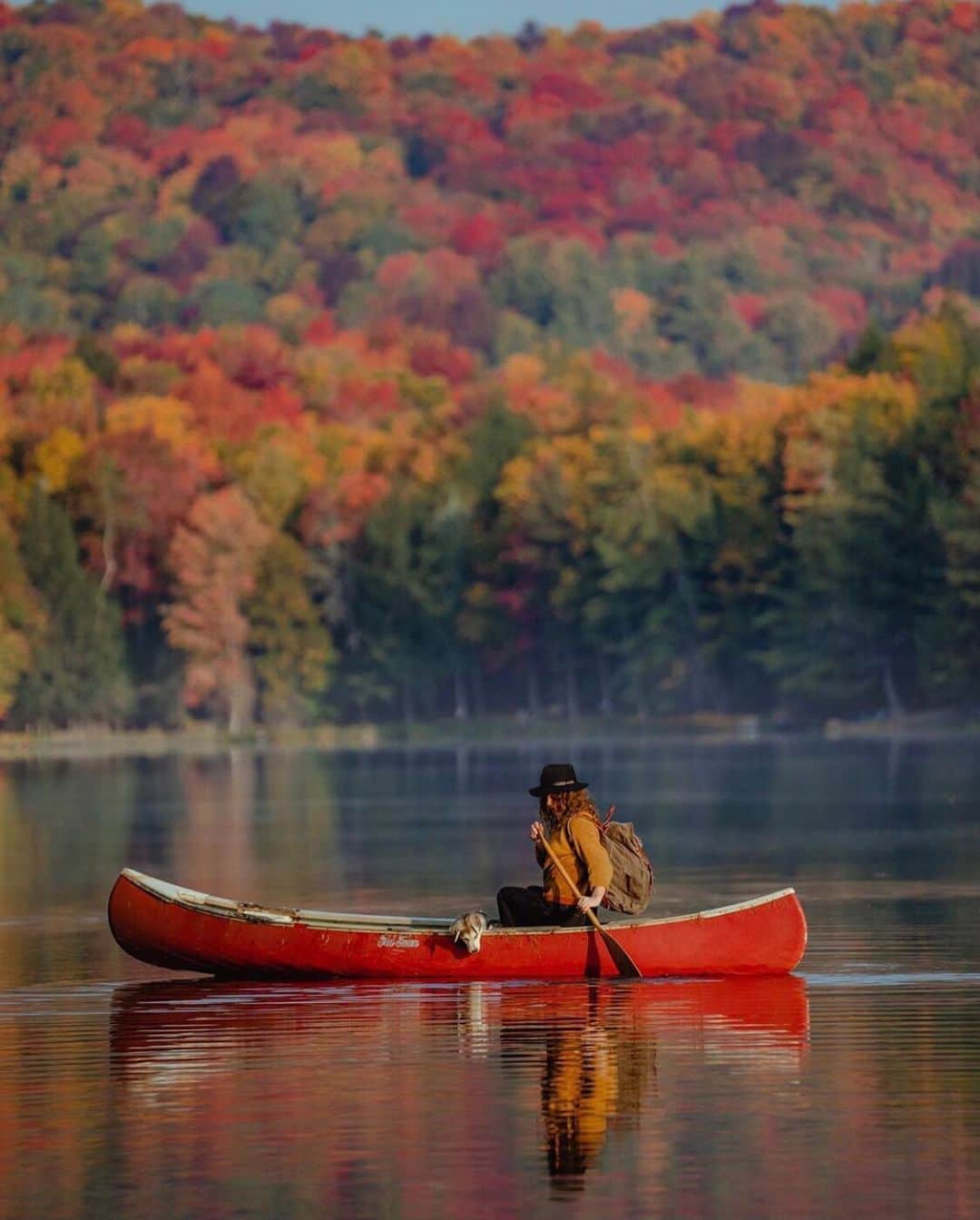 FOLKのインスタグラム：「Fall favorites this Friday.  1.) @chelseamealo @braybraywoowoo 2.) @thekitchenmccabe 3.) @jkwinders 4.) @twocupsflour 5.) @hannahrheaume 6.) @cfunk44」