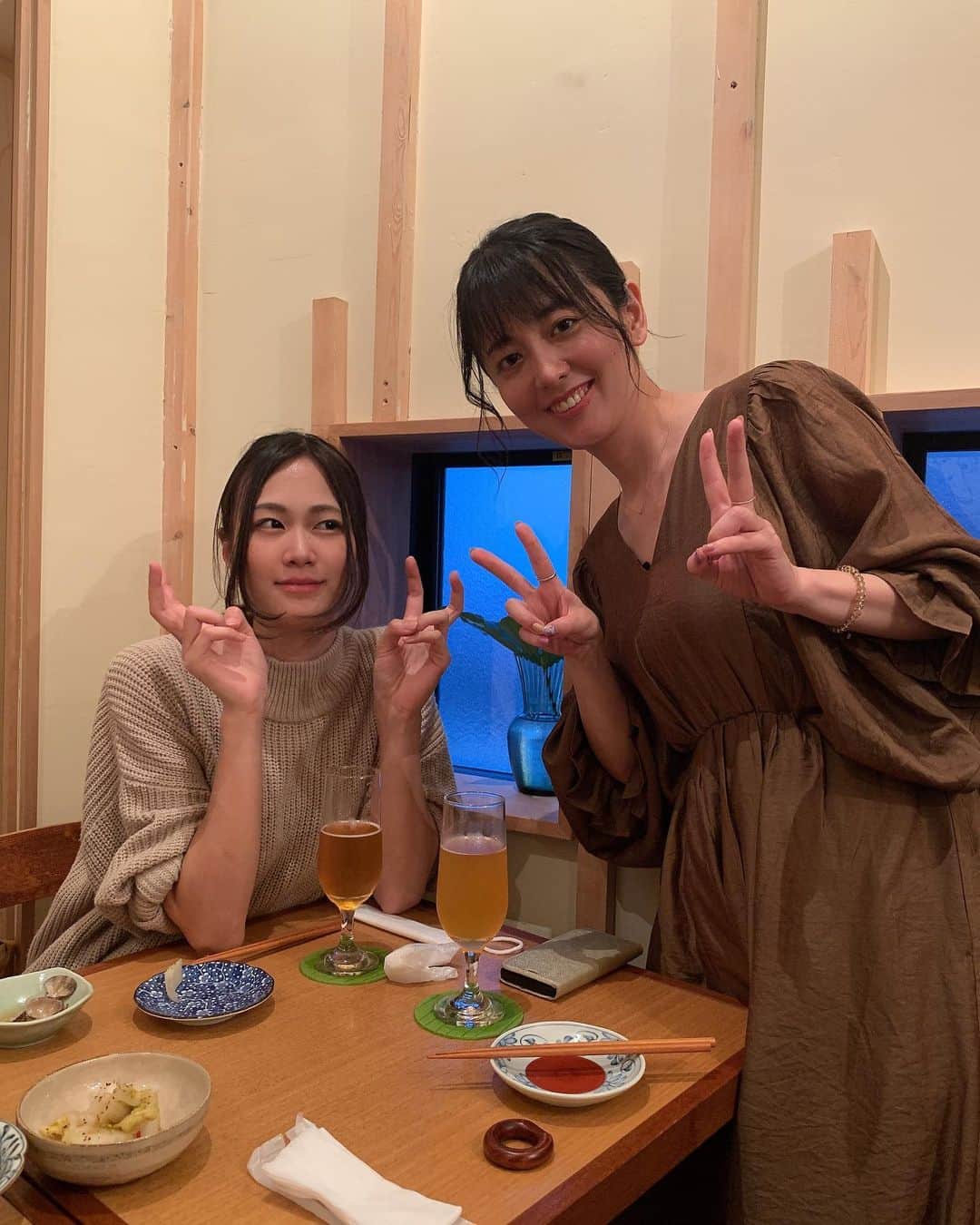 小篠恵奈のインスタグラム：「「ある殺人、落葉のころに」 今日は宣伝でみんなで集まっています。 @natsukohori86」