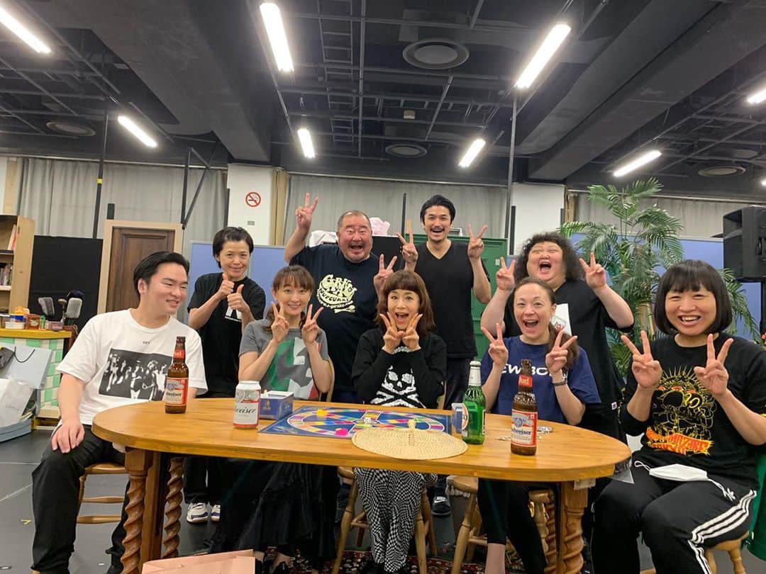 南海キャンディーズ【公式】のインスタグラム：「おかしな二人 稽古場最終日！！！ いよいよ近づいてきました！！！」