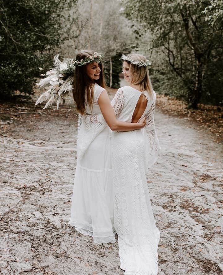 ミナのインスタグラム：「Kate and Laura wore our Harper and Wylie dresses to this bohemian bridal inspired shoot a while back. The dresses are different yet complement each other in the most wonderful way. See the rest of the pictures of this bohemian forest wedding inspired photo shoot on our website. Link in bio.⁠ ⁠ Photographer: @joe.morley.photo.cinema ⁠ Makeup: @makeupwithlrn ⁠ Models: @k_pixiee and @laura_grover ⁠ Flowers: @burdockandtwine_ ⁠ ⁠ ⁠ ⁠ ⁠ ⁠ ⁠」