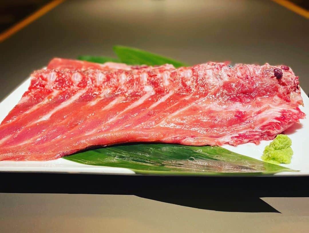 のインスタグラム：「マグロ食堂魚金 吉祥寺 いよいよ17:00よりオープン記念のプレミアムモルツ90円キャンペーンが始まります😉‼️  たらふく飲んで美味しいマグロもお腹いっぱいご堪能ください😚 お待ちしております！！  #uokinstagram#uokin#魚金#dinner#yummy#sashimi#sushi#吉祥寺#吉祥寺グルメ#中央線#井の頭線#武蔵野市#マグロ#まぐろ#美味しい物#新橋グルメ#魚好きな人と繋がりたい#コスパ最高#寿司#映え」