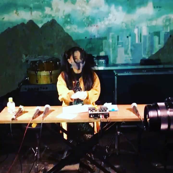 テンテンコのインスタグラム：「粘土(Back DJ : サバ土)」