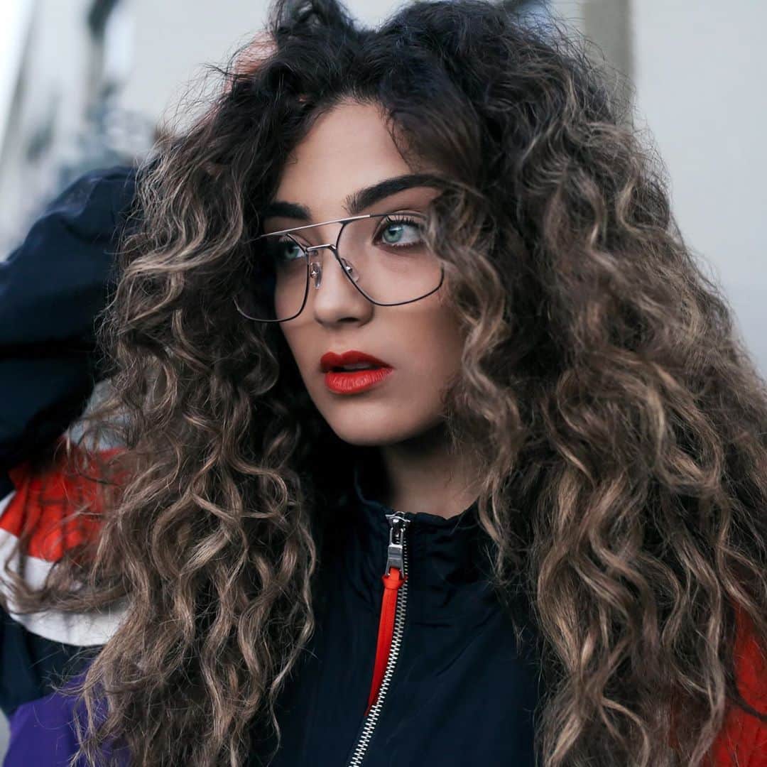 JINSのインスタグラム：「Missed out on our Fall Sale? Save $15 off sitewide* for a limited time only! Use Code: SAVE15  Find your new pair of glasses at jins.com  *Terms Apply.」