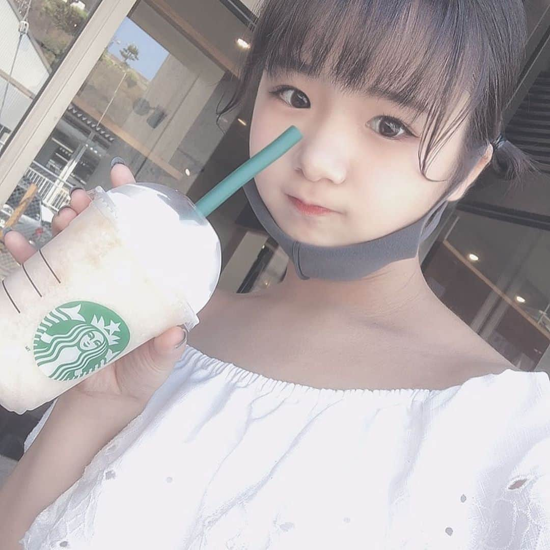 吉屋すえかさんのインスタグラム写真 - (吉屋すえかInstagram)「🍑🍑🍑 #ピーチフラペチーノ #スタバ #sterbucks  #これが毎年楽しみなんです」10月3日 9時19分 - sueka_ringooo