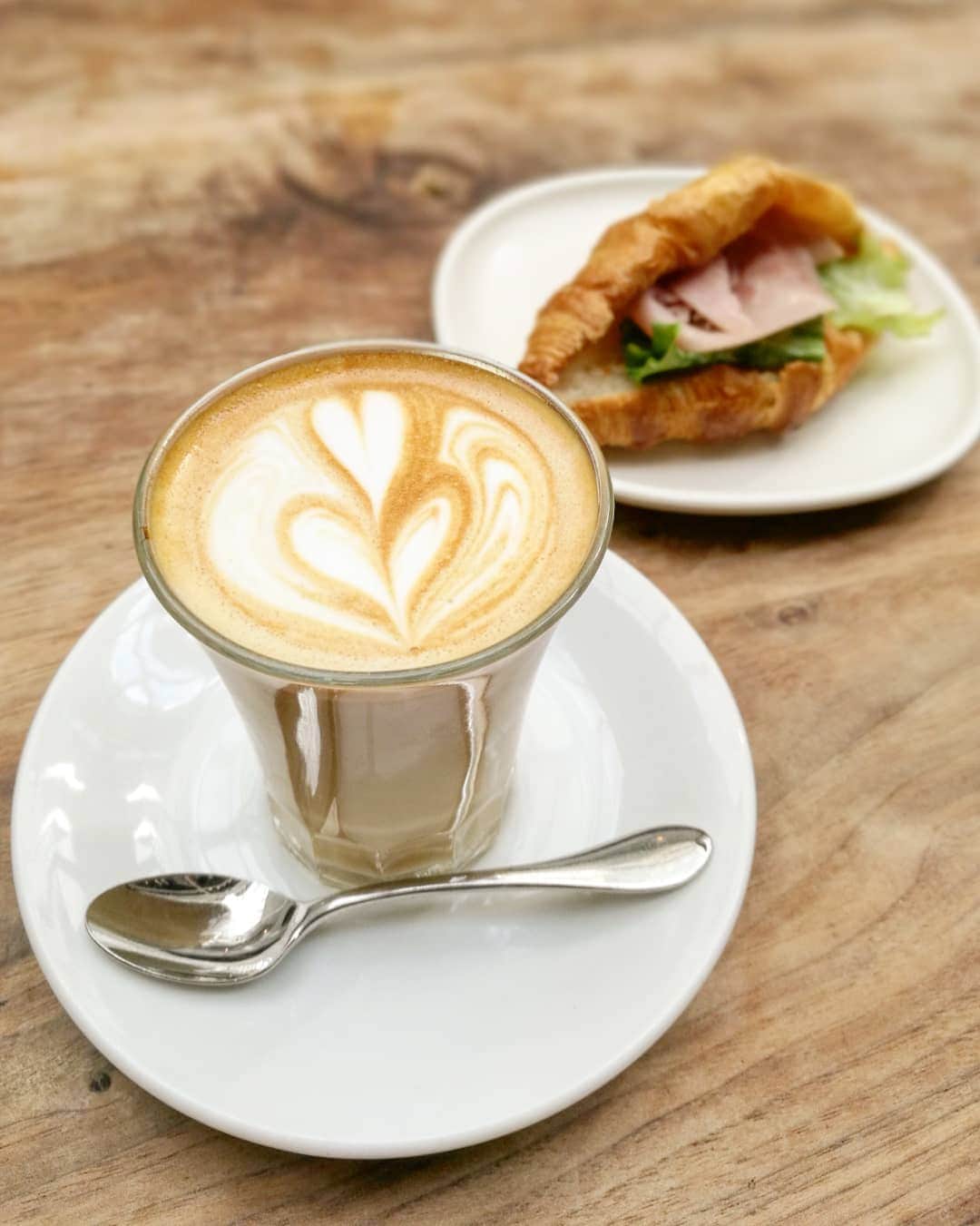 眞仲里奈のグルメインスタ