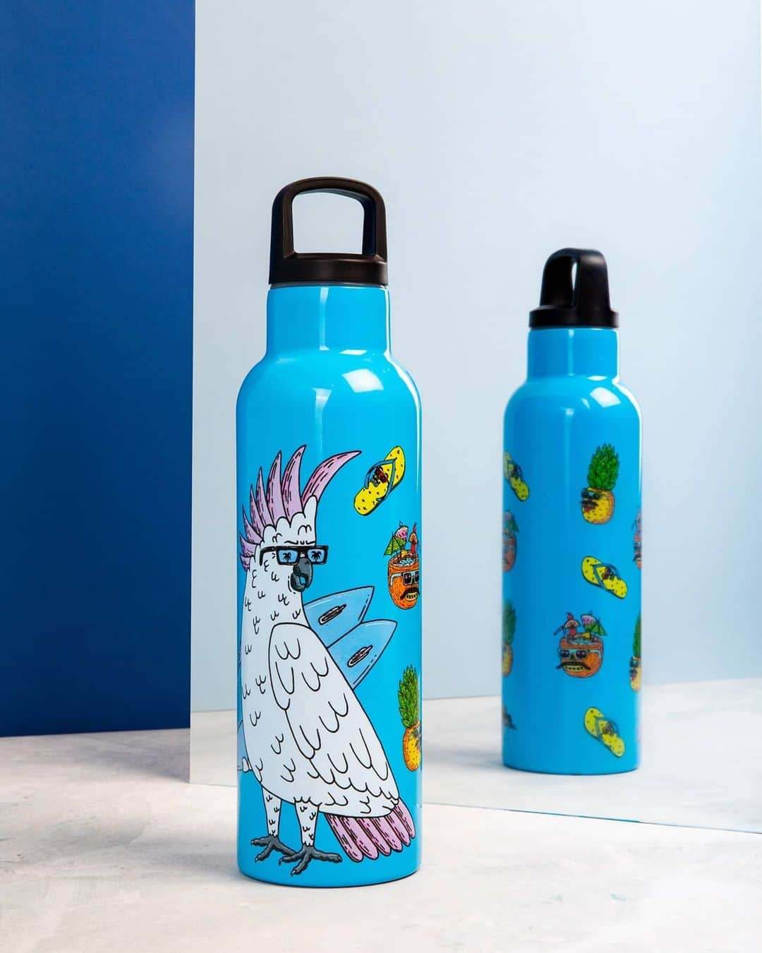 MULGAさんのインスタグラム写真 - (MULGAInstagram)「New Mulga x @maxwellandwilliamsofficial Drink Bottles have arrived!⁣ There's 12 designs to choose from 🐬🌴🌭🦖🍦🐦🐻🦒🦄🐯🐱💖⚡. ⁣ ⁣⁣ Double wall insulated 600ml stainless steel bottle⁣, keeps liquid cold for up to 24 hours & hot up to 8 hours ⁣⚡⁣ ⁣ Check out all 12 designs in our online store. ⁣ ⁣ @mulgatheartistshop  #mulgatheartist #mulga #mulgaxmaxwell&Williams #mulgatheartistshop #drinkbottle #stainlesssteel #bpafree #australianart #aussieartist」10月3日 10時12分 - mulgatheartist