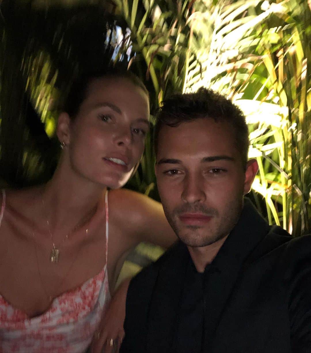 フランシスコ･ラチョースキーのインスタグラム：「Covid night out! ❤️」