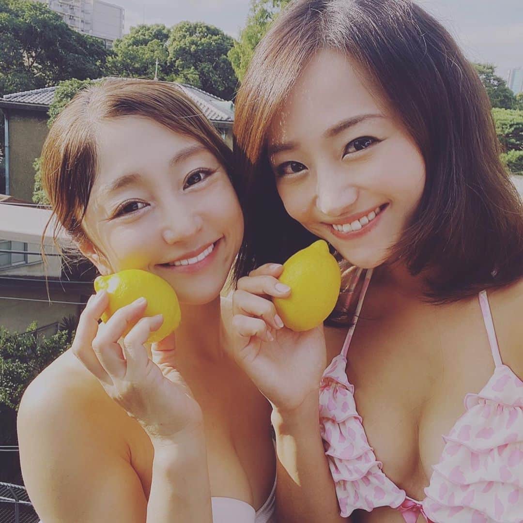 のインスタグラム：「まだ夏ができた先週👙 とはいえプールはお湯♨️  #bbq #おうちプール　#プール　#わんこ #愛犬　#バーベキュー　#ザテレビジョン　#lemon #レモン　#乾杯　#🍻」