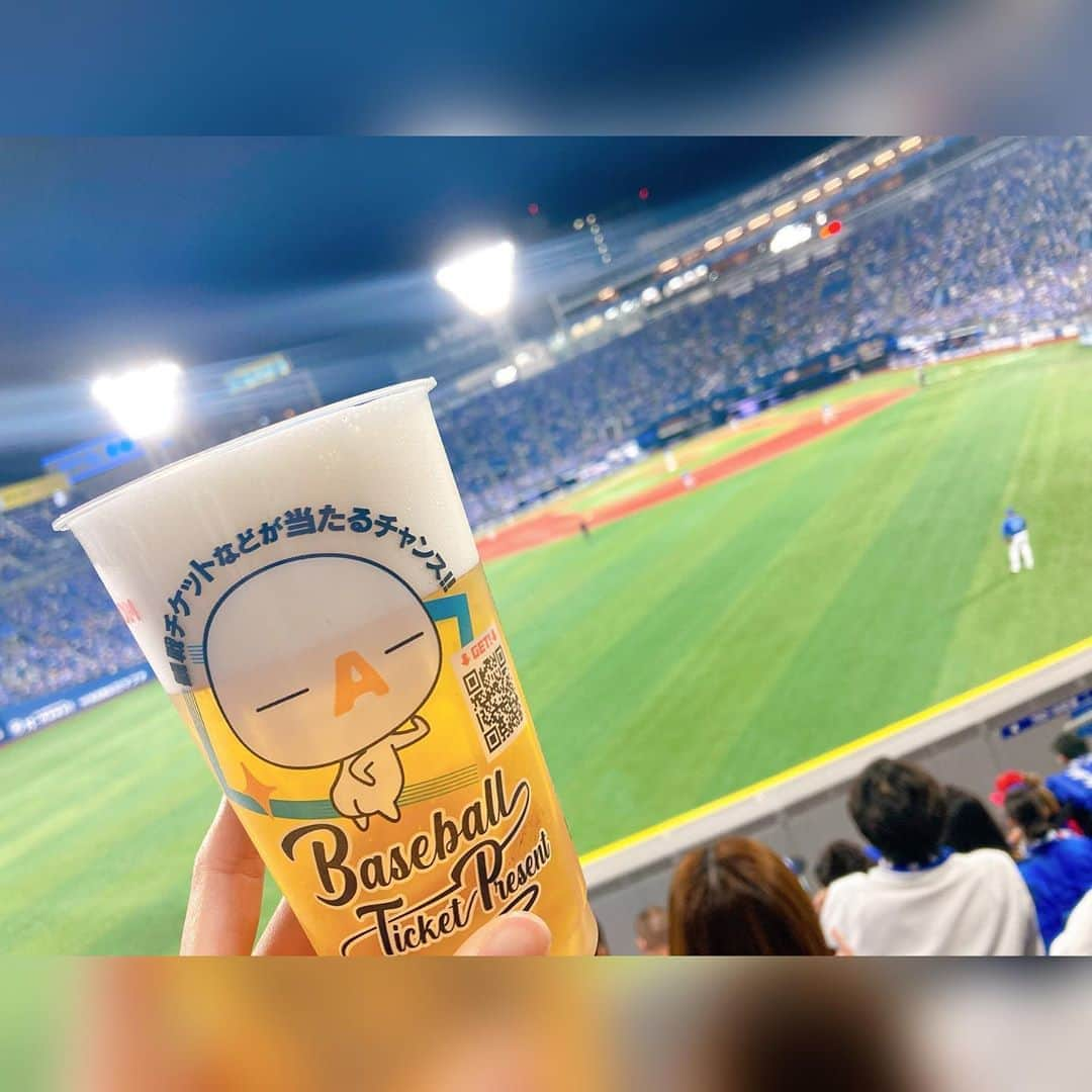 古城優奈さんのインスタグラム写真 - (古城優奈Instagram)「YOKOHAMA GIRLS⭐️FESTIVAL  ′20⚾️  今年初の横浜スタジアム！ ユニフォームとB⭐︎GLASSもらったよ〜☺ デザイン可愛すぎてリストバンド購入しました❤︎ 負けちゃったけど、ホームラン3本に花火も観れて大満足でした⚾️  #横浜denaベイスターズ　#denaベイスターズ #横浜スタジアム　#中日ドラゴンズ #野球観戦　#yokohamagirlsfestival  #yokohamagirlsfestival2020  #ガルフェス　#bmagic #限定ユニフォーム　#ユニフォーム　#リストバンド」10月3日 11時28分 - yuna_kojyo