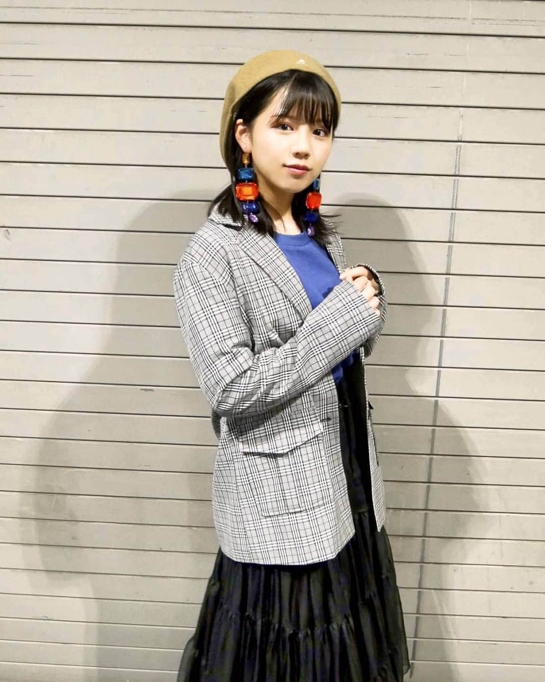 のインスタグラム：「. 日向坂46 × #DASADA Fall&Winter Collection 10月15日開催ライブ配信 夜7時30分開演 特典映像観賞付きチケット&一般チケット販売中🦕 . #渡邉美穂 🏀 #みほちー #沙織 本物に近づいてるかな🧸 自信を持てば必ず前に進めます 大丈夫！あなたならできるはず🙈 沙織になる瞬間を生配信で観ましょう . #dasada #青春の馬 #ナゼー #アザトカワイイ .」