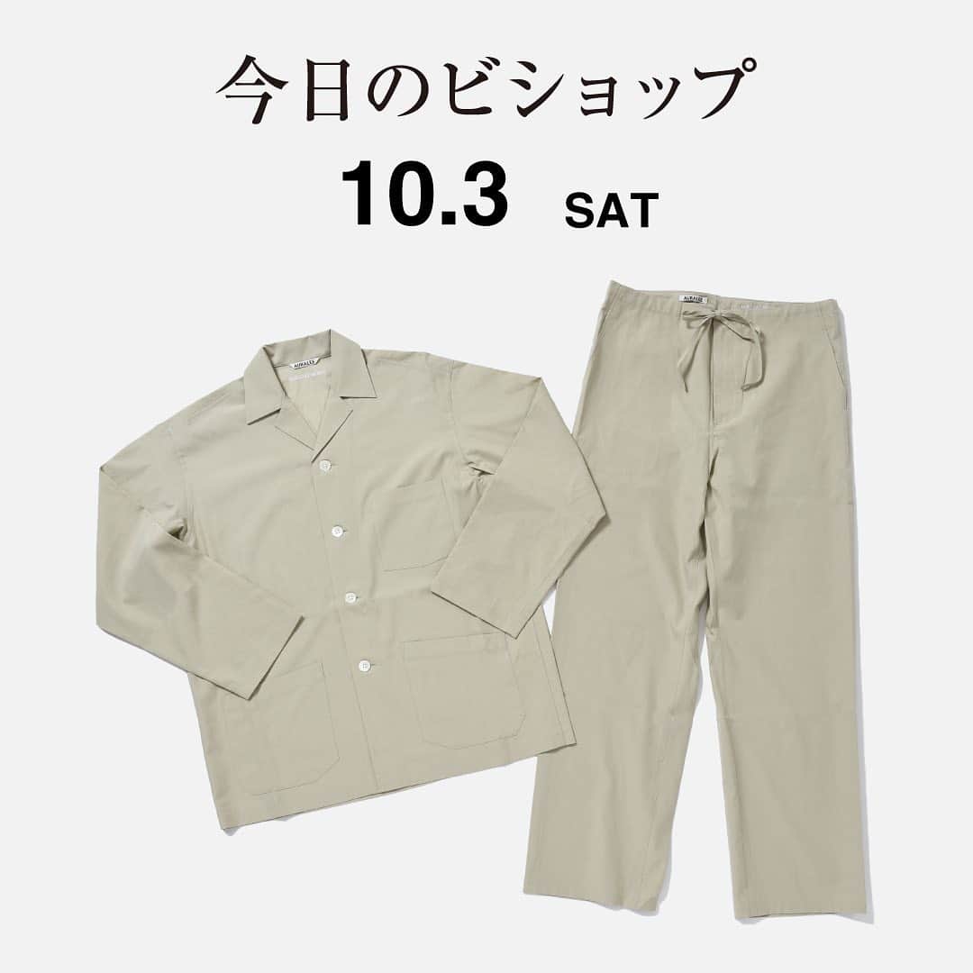 Bshop officialさんのインスタグラム写真 - (Bshop officialInstagram)「『今日のビショップ』10月3日(土) ・ - AURALEE×HOLIDAY HOME - WASHED FINX TWILL PAJAMAS *EXCLUSIVE ¥48,000+tax LUSTER PLATING PAJAMAS *EXCLUSIVE ¥36,000+tax ・ 『今日のビショップ』はHPにてご紹介しております。 ＊トップのリンクよりHPをご覧いただけます。 ・ #今日のビショップ #auralee #holidayhome #20AW #bshop #bshop_official」10月3日 12時14分 - bshop_official