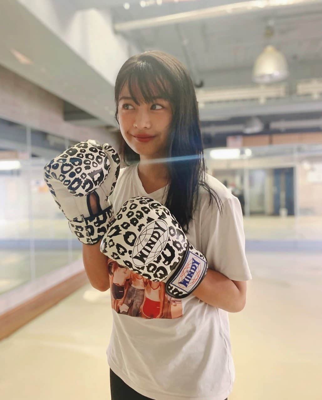 西本ヒカルのインスタグラム：「・ 🔥🥊☺︎ ・ thanks！ @bernard.ackah」