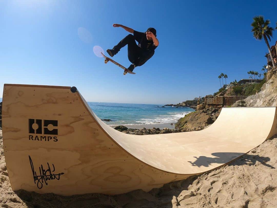 Robbie Crawfordさんのインスタグラム写真 - (Robbie CrawfordInstagram)「Day 2 of the #GoProCreatorSummit was epic with my friends at @oc_ramps building a mini on a private beach ... the boys were ripping and the full edit by the homie @landovisionz will be out soon ... Image:1 @davebachinsky ... Image:2 @greglutzka ... Image:3 You know I had to swim out and shoot a wave ... Image:4 @codymcentire ... all images shot on the #GoProHero9 #GoPro」10月3日 12時56分 - robbiecrawford