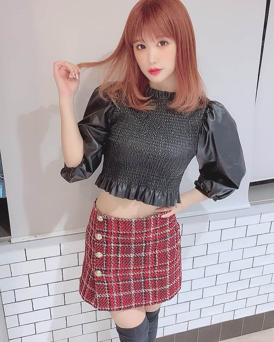 涼宮琴音のインスタグラム：「こんにちは(」・ω・)」