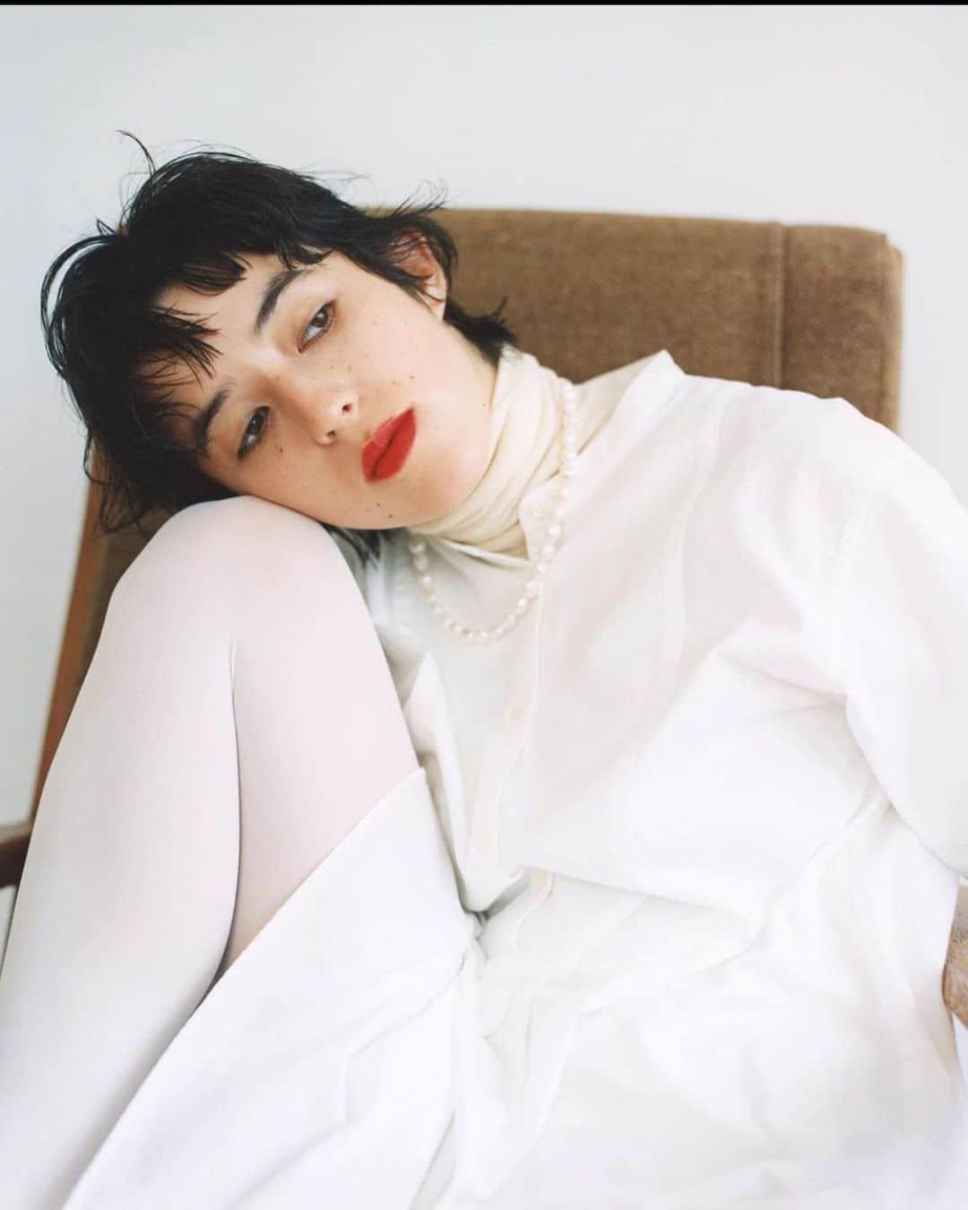 道木 さくら まやのインスタグラム：「@iena_jp sese  MO @mayamichi  AD @yoshihideuchida  PH @youtojah  ST @mana.snow  HM HirokoIshikawa ED @chinjao_rosu  PR @mami___hasegawa」