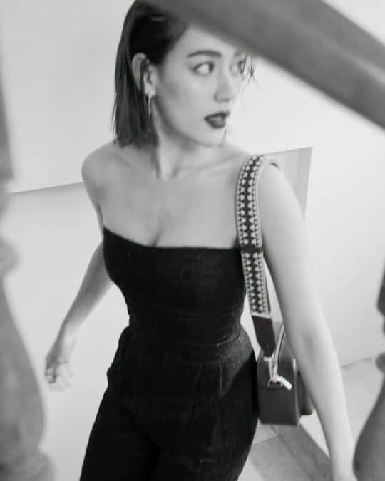 キンバリー・アン・ウォーテマス・ティアムシリのインスタグラム：「Hair @jenzzii_iizznej Makeup @jibbierubie Stylist @allybunnyruth @coccinellethailand @pacificagroup  #BeatDieci #ALongLoveStory #CoccinelleThaiEdition」