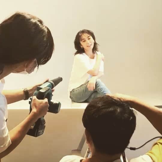 酒井美紀のインスタグラム：「良い休日をお過ごしください♡ miki & mua staff」
