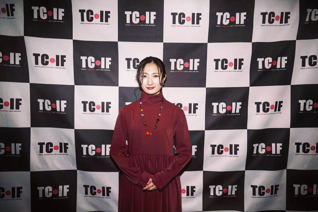 武田梨奈さんのインスタグラム写真 - (武田梨奈Instagram)「🎞﻿ 【 #シネマスターズ国際映画祭 ﻿】 審査員として参加させていただきました。﻿ ﻿ 数百作品の応募があり、私はノミネートされた16作品を拝見しましたが、本当にクオリティが高く、オリジナリティに溢れた作品ばかりで楽しく映画鑑賞をさせていただきました。﻿ ﻿ 以前、大阪アジアン映画祭とゆうばり国際ファンタスティック映画祭で審査員をやらせて頂いたことはありますが、普段は私も審査される側の立場なので、今回も勉強になる事と気付かされる事が沢山ありました。﻿  部門で例えるとしたら、ホラーといっても人間の心理的なもの、霊的なもの、ゾンビやウイルス、凶器、未知な世界、、、ホラーというジャンルの中にも更にジャンルが溢れているのだと。映画の世界は果てしなく面白い。その中でグランプリを決めるというのは大変難しかったです。審査員の皆さんと何度も話し合いながら選ばせていただきました。一つ言いたいのは、本当にどの作品も素晴らしかったのです。﻿ ﻿ 記念すべき"第1回目"の映画祭に携わることが出来たことも嬉しいですが、各国の素晴らしい映画に出会えたことも本当に嬉しいです。私もまた明日から良い作品づくりができるように頑張ろうと思いました。ありがとうございました。﻿ ﻿ ●ドラマ部門﻿ 『20dB』🏆﻿ 『WHY THE ROBOTS』﻿ 『ADJUNTO』﻿ 『The Conservationist』﻿ 『MELT』﻿ 『No One But I Know』﻿ ﻿ ●ホラー部門﻿ 『Hidden in Darkness』🏆﻿ 『KICK』﻿ 『SKITOZ』﻿ 『Motherhood』﻿ ﻿ ●アニメ部門﻿ 『THE PEAK』🏆﻿ 『The Abandoned Block』﻿ 『The Winter』﻿ 『Girl and Robot』﻿ 『Super Generic』﻿ 『GATCHA』﻿ ﻿ この素晴らしい作品たちとまた映画館でお会いできますように。」10月4日 1時26分 - rinatakeda615