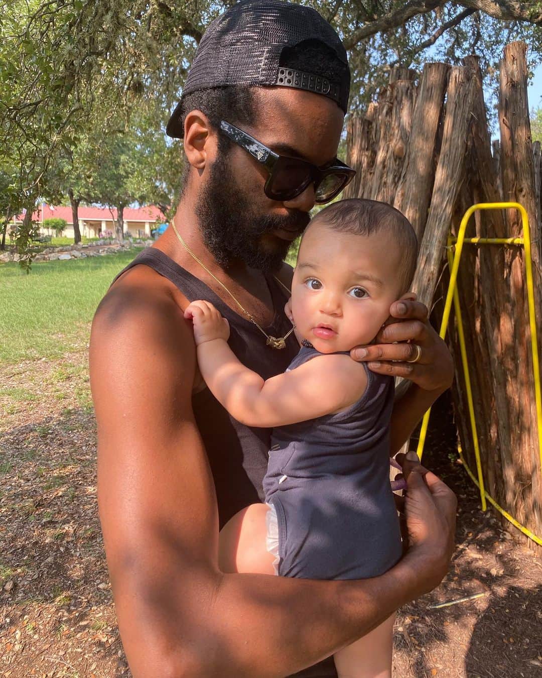 ニコール・トルンフィオのインスタグラム：「Heart melt 🥰」