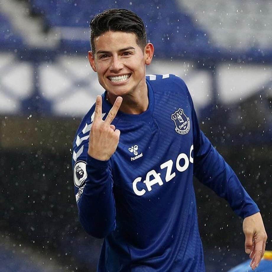 のインスタグラム：「Contento por mi primer doblete en Premier League.✌🏼😁 well done guys 💙」