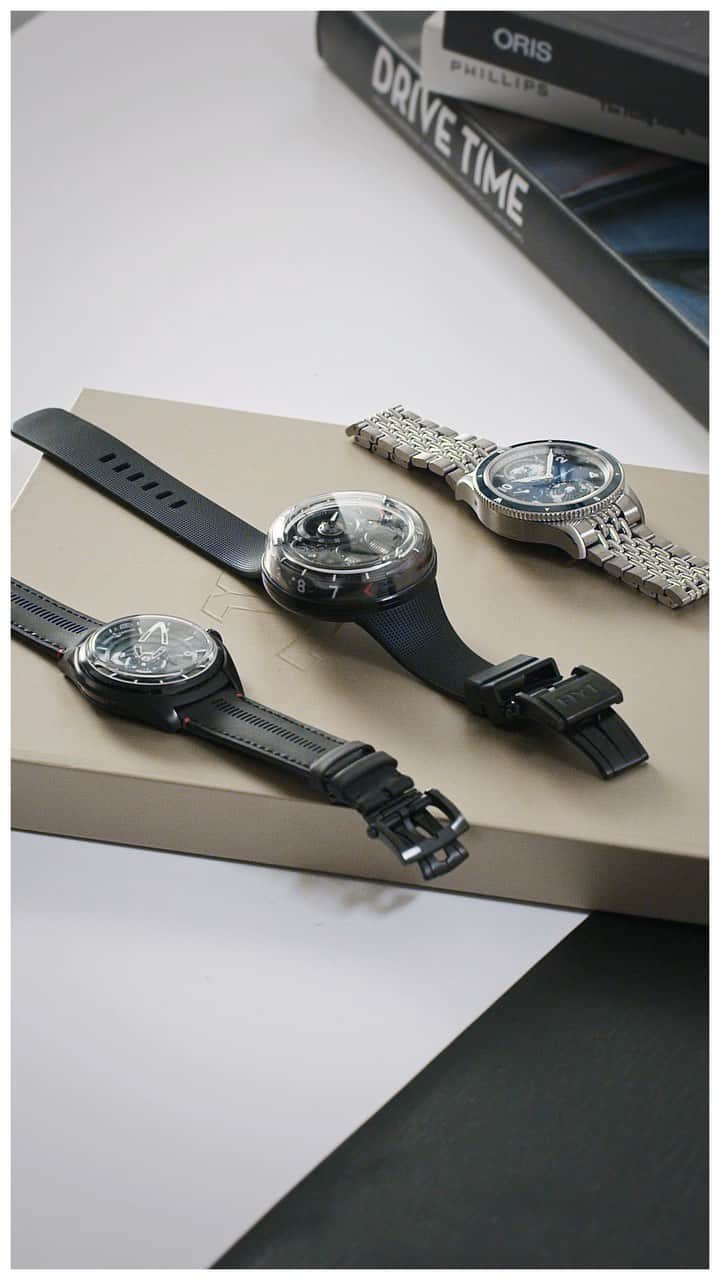 MR PORTERのインスタグラム：「Some watches put a new spin on telling time; others reinvent it altogether. In today's Split Seconds, we run the rule over three watches that are guaranteed to get people's attention, from @ulyssenardinofficial, @hytwatches and @montblanc #MRPORTERxWatchesandWonders」