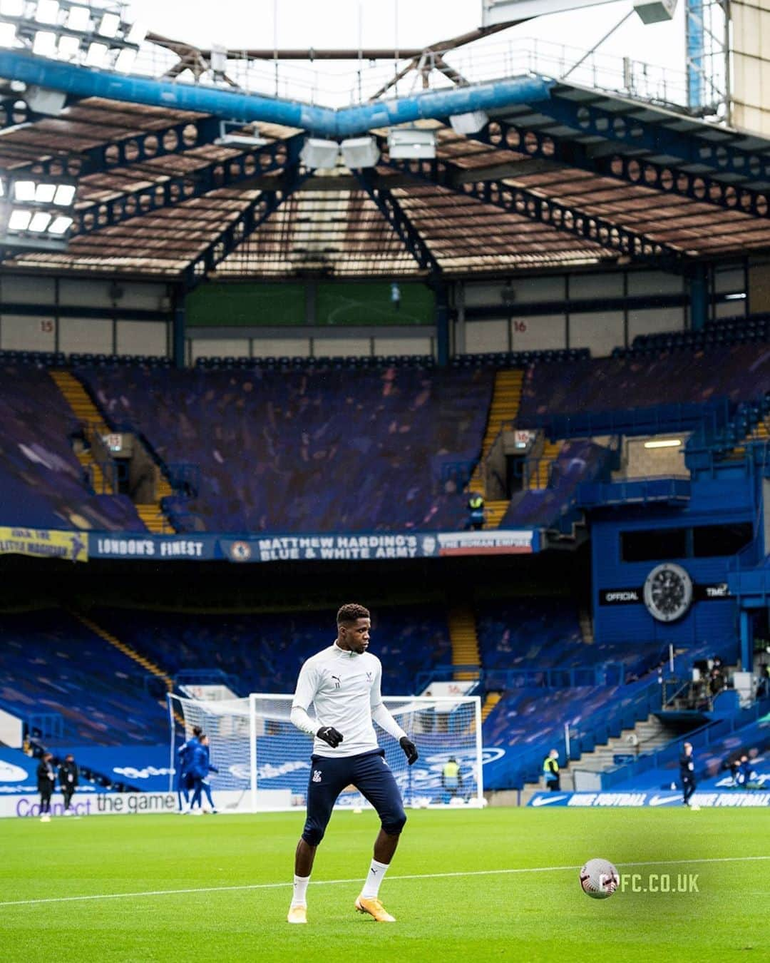 クリスタル・パレスFCさんのインスタグラム写真 - (クリスタル・パレスFCInstagram)「🤔 What are your score predictions for today?  #CPFC #PremierLeague #PL #CHECRY」10月3日 20時05分 - cpfc