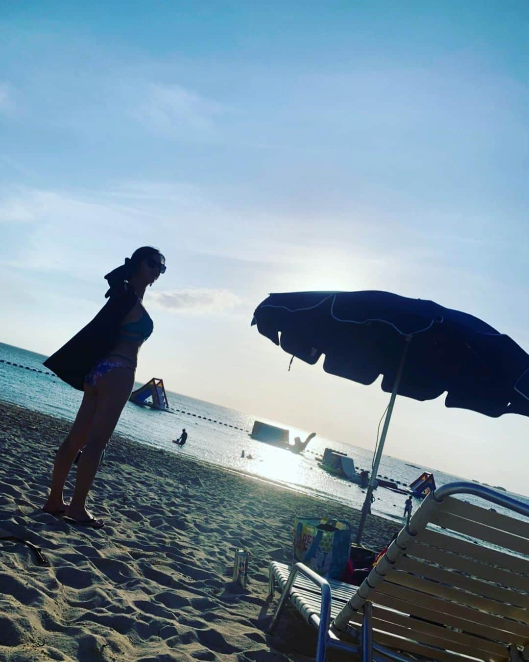 夏奈子さんのインスタグラム写真 - (夏奈子Instagram)「今年は大好きな海に 6回はいけたかな🏝🏖 本気で泳いだり🏊‍♀️ 海を眺めるだけでも👀 ゆっくり幸せな気持ちになる 時間が大好き😘  海はなーんにも考えず 癒しの時間です＾＾ もう今年は泳げないのかと思うと寂しい… 今年も、まぁまぁ焼けました。笑  写真は9月20〜24日までの 沖縄旅行❤️ 沖縄旅行もまたupしまーす！  ゴミが減りますように…  #沖縄 #海 #自然 #大好き #癒し #最高 #ありがとう #誕生日おめでとう #旅行 #女旅 #love」10月3日 20時33分 - chankana0609