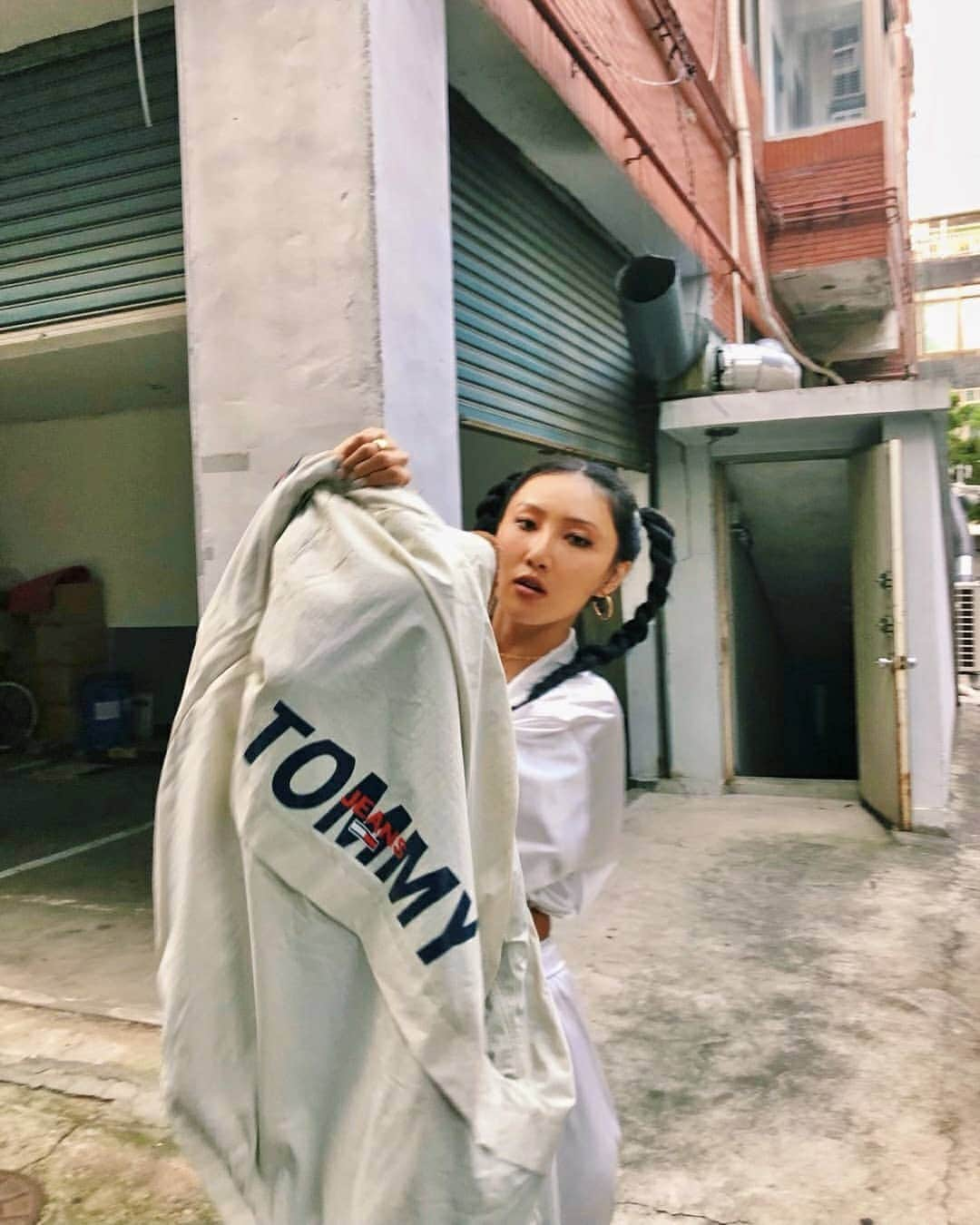 ファサさんのインスタグラム写真 - (ファサInstagram)「#tommyjeans#광고」10月3日 20時26分 - _mariahwasa