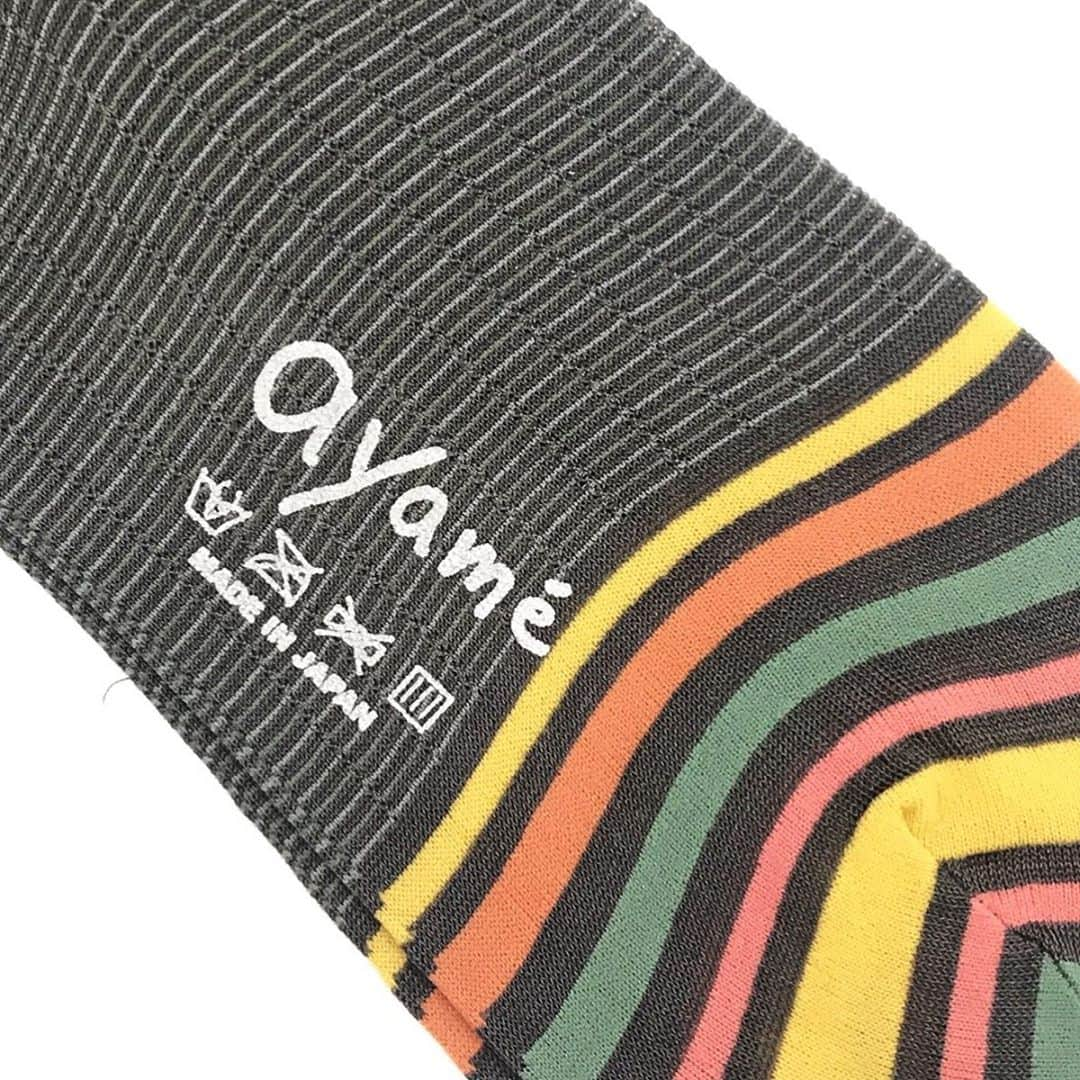 アヤメさんのインスタグラム写真 - (アヤメInstagram)「Ayame multi stripy socks now available online store🧦🎨 #ayamesocks #worldwideshipping📦✈️ マルチボーダーソックス全3色です #colorpalette #ボーダーソックス #靴下」10月3日 20時28分 - ayame_socks