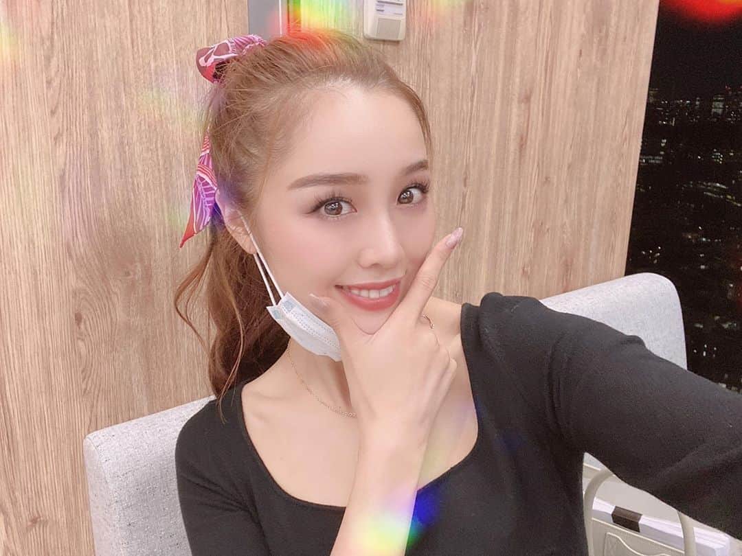 石田安奈のインスタグラム：「うひひ❤️❤️❤️ 久々の投稿なってしまったよ😂❤️  #トレーニング  #筋トレ #東京 #犬   #ネイル #猫 #犬 #いいね返し #fashion  #jp_mood #河津桜 #花 #cherryblossoms #벚꽃 #お洒落 #美少女 #インスタ映え #gym #summer #workout #autumn #model#foodporn #instafood #instagood  #beautiful #makeup #girl #bestrong #ビキニフィットネス #筋トレ女子」