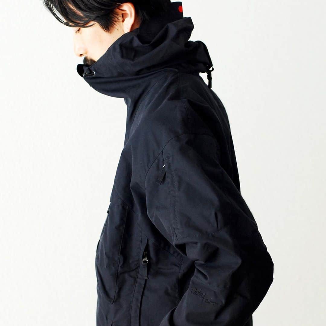 のインスタグラム：「_ ［20AW NEW ITEM ］ Tilak / ティラック "Odin Jacket" ¥60,500- _ 〈online store / @digital_mountain〉 https://www.digital-mountain.net/shopdetail/000000002423/ _ 【オンラインストア#DigitalMountain へのご注文】 *24時間受付 *15時までのご注文で即日発送 *1万円以上ご購入で送料無料 tel：084-973-8204 _ We can send your order overseas. Accepted payment method is by PayPal or credit card only. (AMEX is not accepted)  Ordering procedure details can be found here. >>http://www.digital-mountain.net/html/page56.html _ #Tilak #ティラック _ 本店：#WonderMountain  blog>> http://wm.digital-mountain.info/blog/20200720-1/ _ 〒720-0044  広島県福山市笠岡町4-18  JR 「#福山駅」より徒歩10分 #ワンダーマウンテン #japan #hiroshima #福山 #福山市 #尾道 #倉敷 #鞆の浦 近く _ 系列店：@hacbywondermountain _」
