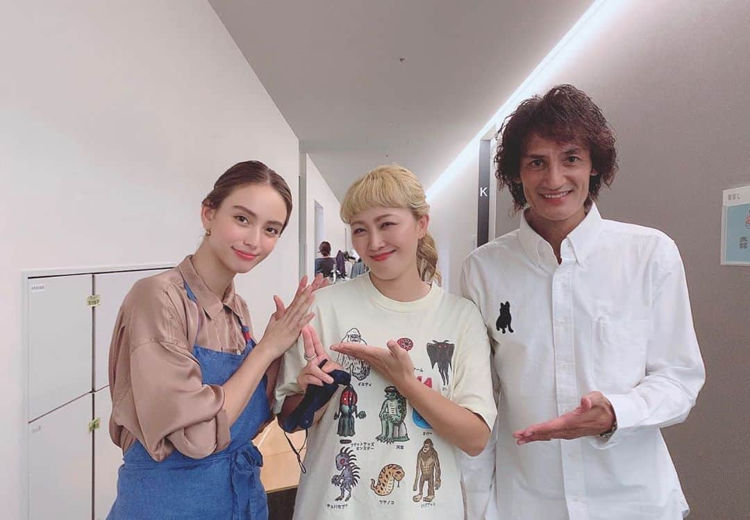 丸山桂里奈さんのインスタグラム写真 - (丸山桂里奈Instagram)「本日ー だいすきなカレンちゃんの番組です🌞 『NO!と言わないカレン食堂』に出動させていただきます🎵 夫婦でです😍👉❤️ そして、今月めいっぱいカレンちゃんに会ってます🧖‍♀️🧖‍♀️🧖‍♀️さいこうです🤩 是非、ご覧ください😚😚😚  #テレビ朝日 #23時 #noと言わないカレン食堂  #本並さん #夫婦 #一緒だと安心します #だいすきな人たちがたくさんいました #スタジオが最高に素敵な空間に #ありがとうございました #スタッフさんありがとうございました #いい意味で #インスタバエ」10月3日 21時16分 - karinamaruyama