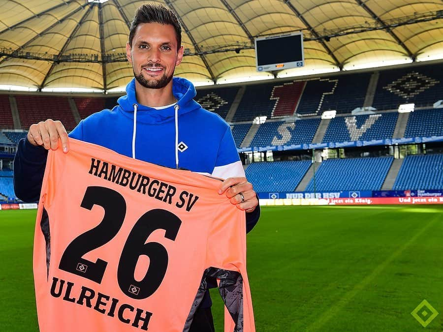 ハンブルガーSVさんのインスタグラム写真 - (ハンブルガーSVInstagram)「Moin Sven! 🙋🏻‍♂️ #nurderHSV #Neuzugang #Ulreich @svenulreichoffiziell 📸 @witters_sportfotografie」10月4日 2時54分 - hsv