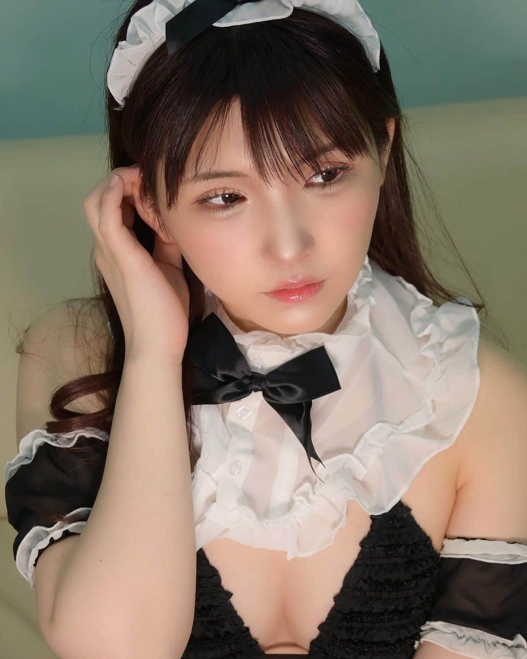 のインスタグラム：「明日は早起き💦  🔥インスタ強化中🔥 💕毎日更新💕 フォローしてねっ♪ 🔥Instagram Power up🔥Please follow me♪   #自拍 #扎心了 #followme #撮影会モデル #ootd #style #sexybody #sexyhot #instagravure #맞팔 #tagsforlikes #몸스타그램 #东京 #모리사키토모미 #model #グラビアアイドル #japonaise #偶像 #撮影会モデル名鑑 #被写体  #グラドル自画撮り部 #컨셉촬영 #속옷모델 #속옷 #그라비아 #컨셉촬영  #偶像 #泳衣 #女内衣  #언더웨어 #ぐらびあひまりぼん #メイド」