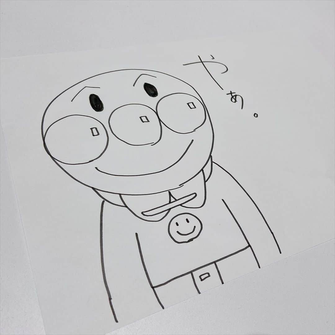 のインスタグラム：「10月3日。 今日は　#アンパンマン の日ですね。 . 今年はなかなか子供たちに会える機会も少なく淋しいです。みんな元気かな〜🌞 . それいけ！アンパンマンくらぶは 毎週(月)〜(金)朝8:00〜 BS日テレにて放送中です。 . このイラストは、、 今夜のROCK KIDS802で？😀 #fm802」