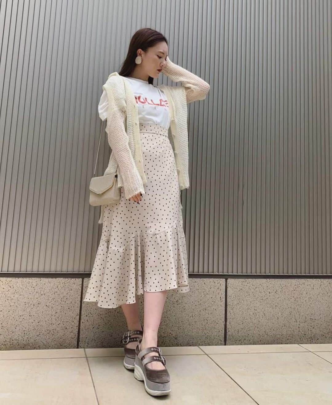 HONEY MI HONEY OFFICIALさんのインスタグラム写真 - (HONEY MI HONEY OFFICIALInstagram)「staff coordinate☁️  @honeymihoney_official  @honeymihoney_style  #HONEYMIHONEY #表参道 #原宿 #南堀江 #大阪 #时尚 #我的最愛 #ハニーミーハニー #tokyo #osaka #outfit #fashion @ellie_official_____  #ELLIEjp」10月3日 21時54分 - honeymihoney_official