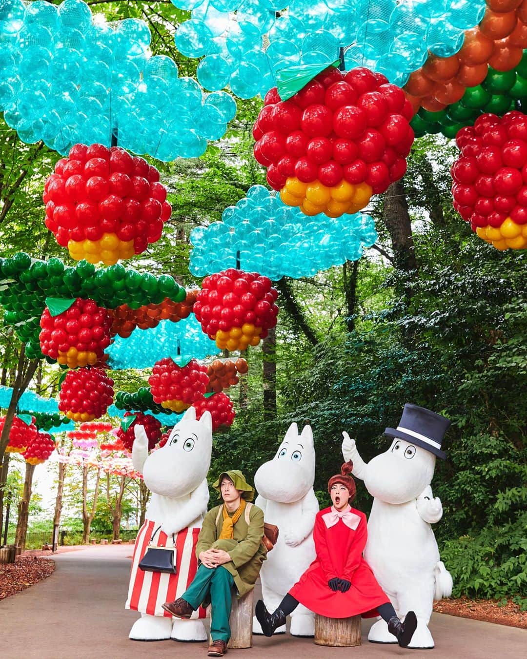 ムーミンさんのインスタグラム写真 - (ムーミンInstagram)「The Moomin family is known for loving to celebrate the good things in life❣️The Moominvalley Park in Japan is now all about celebrating the wonderful harvest season 🍎🍁🥳 Read more at http://moom.in/harvestfestival 😍 The celebrations are on until November 8!  @moominvalleypark #moominvalleypark #moomin #moominofficial #moominlovers #harvestfestival #harvestcelebration」10月3日 22時27分 - moominofficial